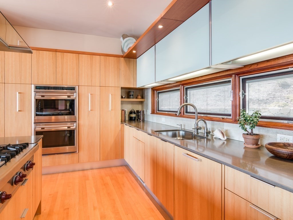 16 Maolis Road Nahant, MA 01908 - Photo 6 of 18