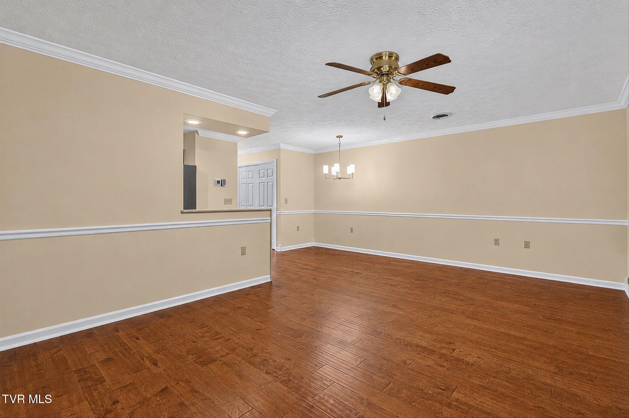 529 Hickory Road Bristol, TN 37620 - Photo 5 of 28 06-529-Hickory-Rd-WindowStill-Photograph