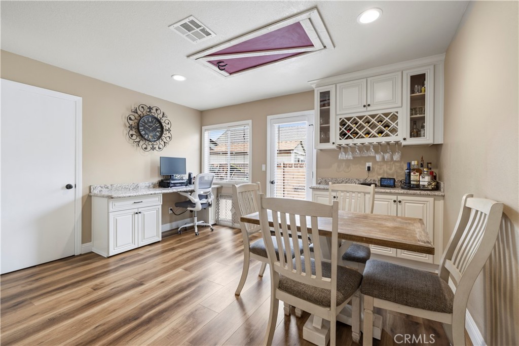 27816 Ridgegrove Drive Saugus, CA 91350 - Photo 13 of 65