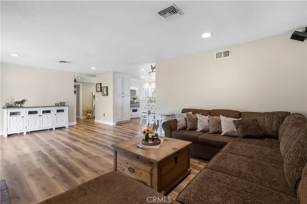 $775,000 | 27816 Ridgegrove Drive, Saugus, CA 91350