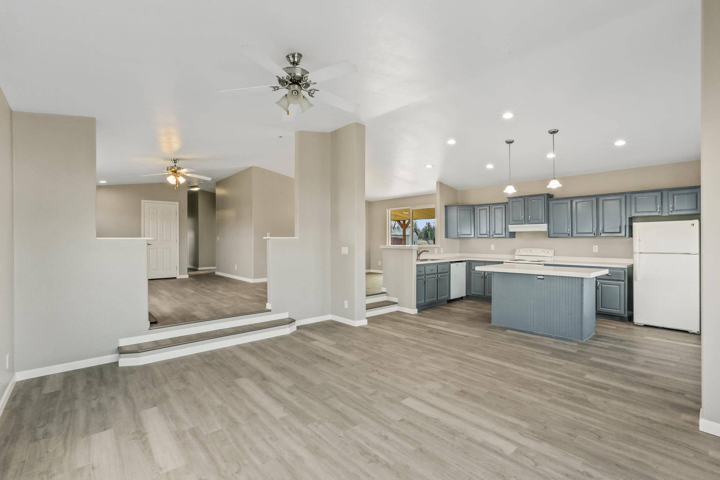 1117 West Paradise Road Spokane, WA 99224 - Photo 9 of 20