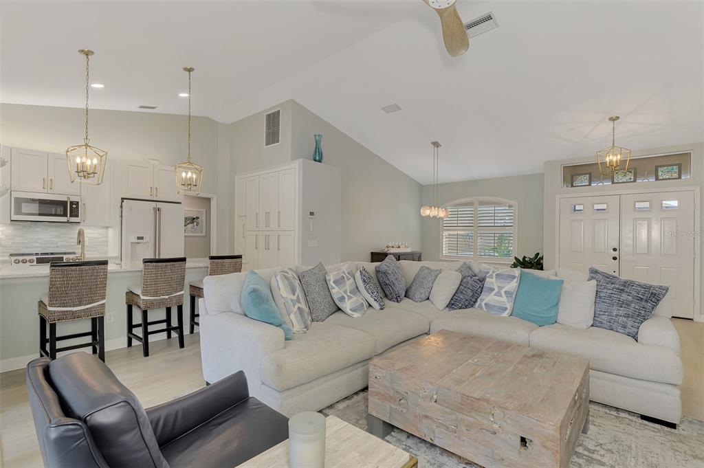 5832 Cleveland Road Venice, FL 34293 - Photo 17 of 67 Gallery Image 17