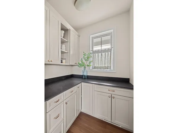 $1,195,000 | 27 Leo Lane, South Burlington, VT 05403