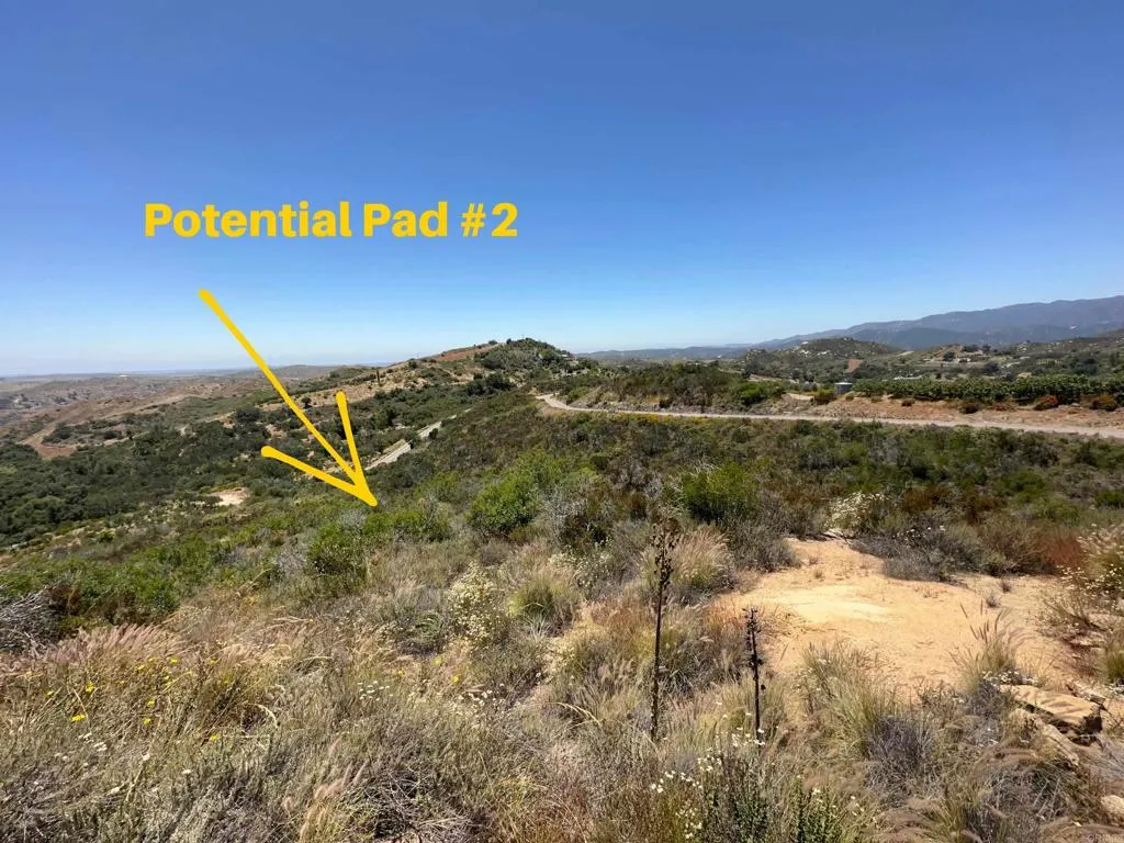 6 Harris Drive Fallbrook, CA 92028 - Photo 19 of 33 a view of a water with a field under an umbrella