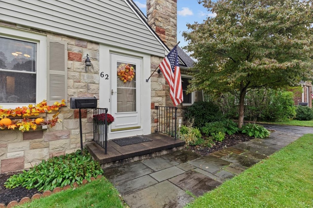 62 Mayfair Drive Irondequoit, NY 14617 - Photo 2 of 37