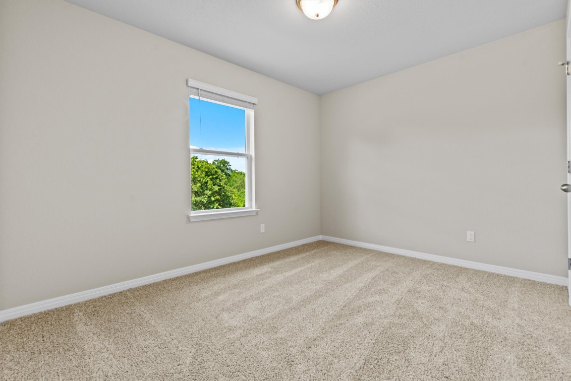 520 View Drive Georgetown, TX 78628 - Photo 17 of 23 an empty room with window