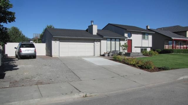 3502 South Pines Road Spokane Valley, WA 99206 - Photo 1 of 9