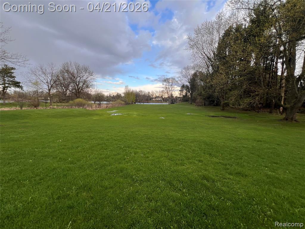 8299 Ridge Road Goodrich, MI 48438 - Photo 8 of 22