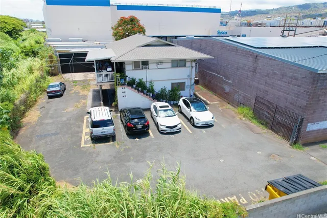 $1,250,000 | 710 Umi Street, Unit B, Honolulu, HI 96819