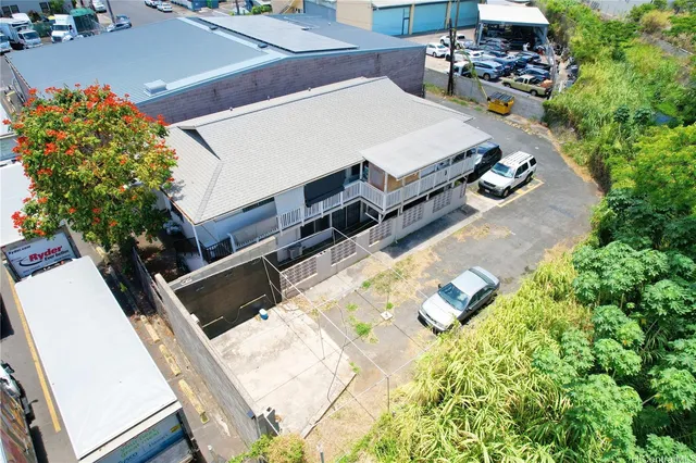 $1,250,000 | 710 Umi Street, Unit B, Honolulu, HI 96819