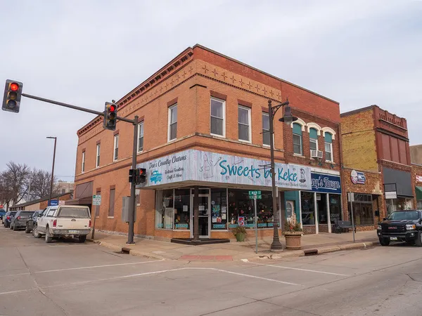 $135,000 | 2 East Main Street, New Hampton, IA 50659