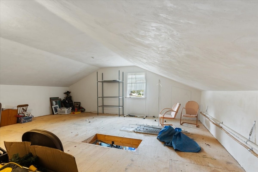 9 Georgia Drive Walpole, MA 02081 - Photo 39 of 42 a living room with furniture