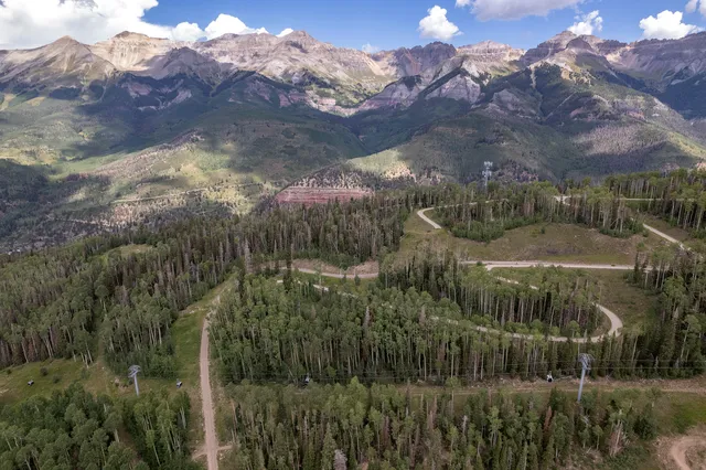 $3,225,000 | 11 Horseshoe Lane, Mountain Village, CO 81435