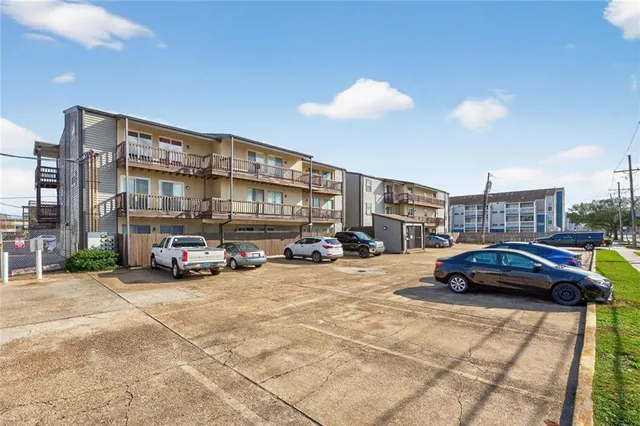 $1,500 | 2301 Edenborn Avenue, Unit 1007, Metairie, LA 70001