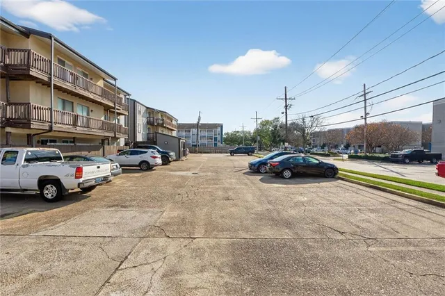 $1,500 | 2301 Edenborn Avenue, Unit 1007, Metairie, LA 70001