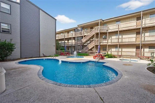 $1,500 | 2301 Edenborn Avenue, Unit 1007, Metairie, LA 70001