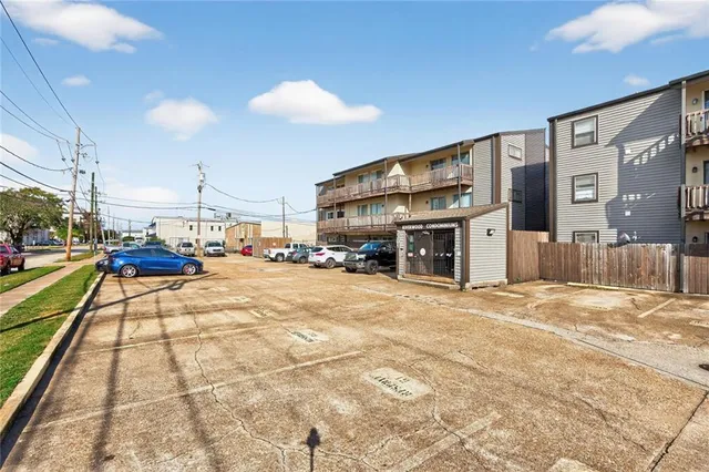 $1,500 | 2301 Edenborn Avenue, Unit 1007, Metairie, LA 70001