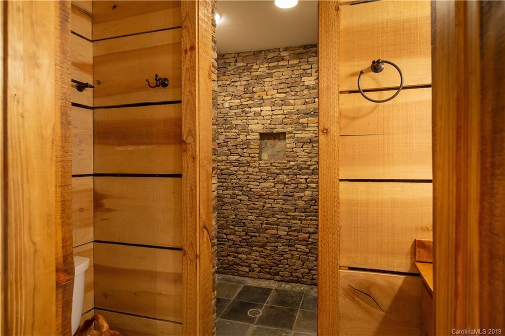 1400 Hicks Road Highlands, NC 28741 - Photo 23 of 35 Gallery Image 23