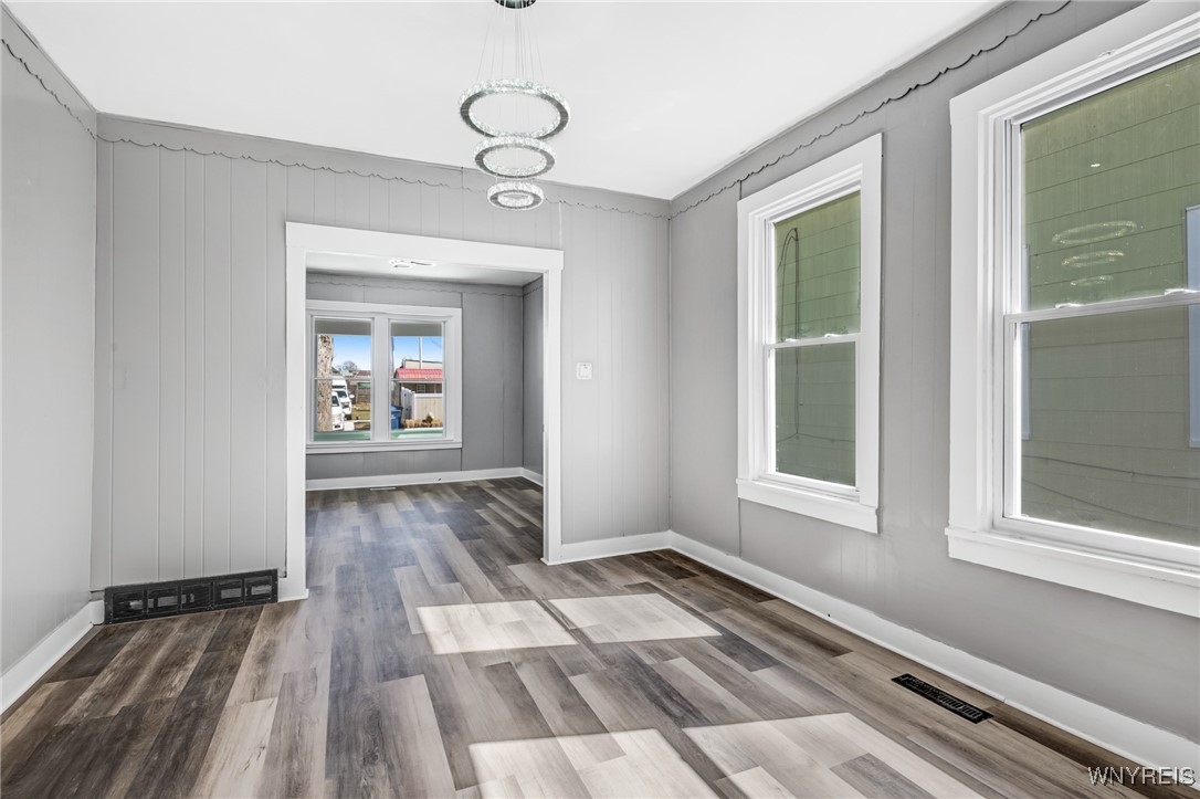 34 Rogers Avenue Buffalo, NY 14211 - Photo 14 of 47