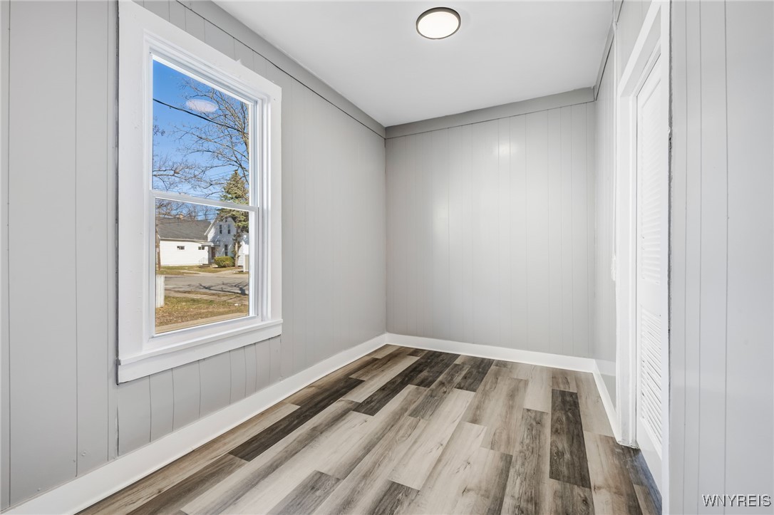 34 Rogers Avenue Buffalo, NY 14211 - Photo 29 of 47