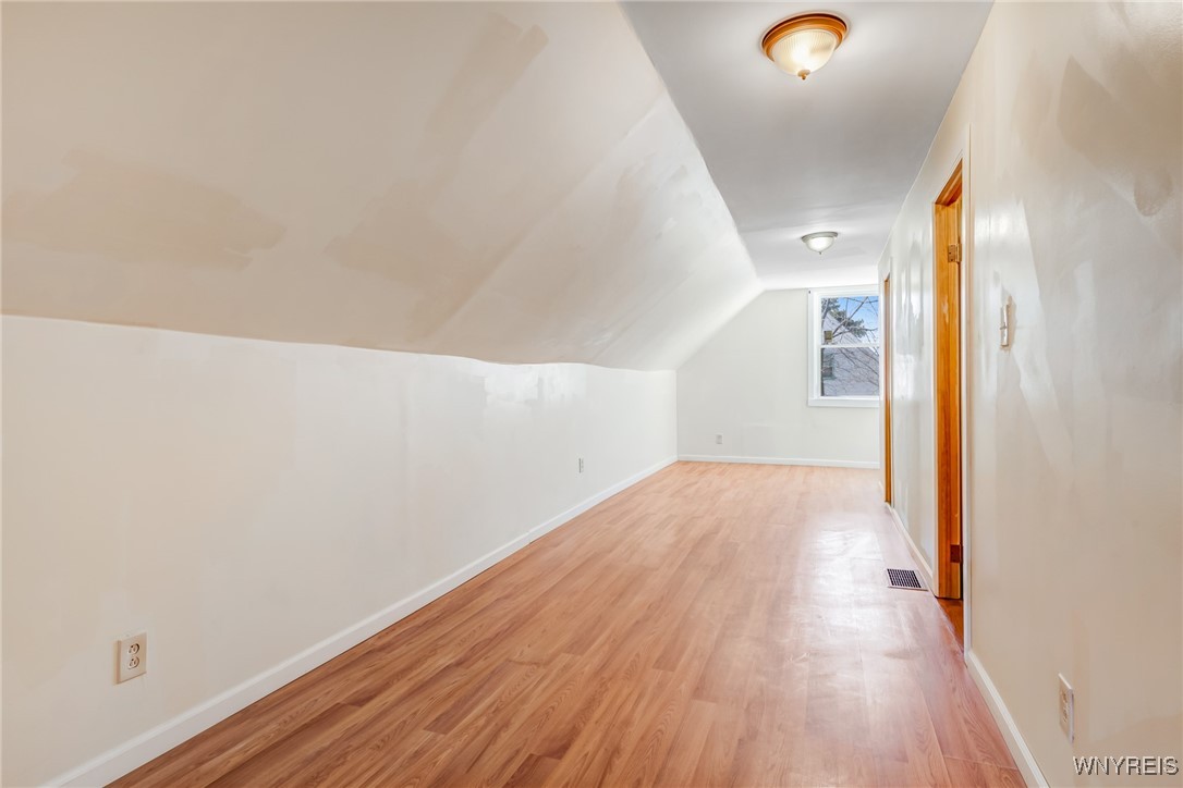 34 Rogers Avenue Buffalo, NY 14211 - Photo 32 of 47