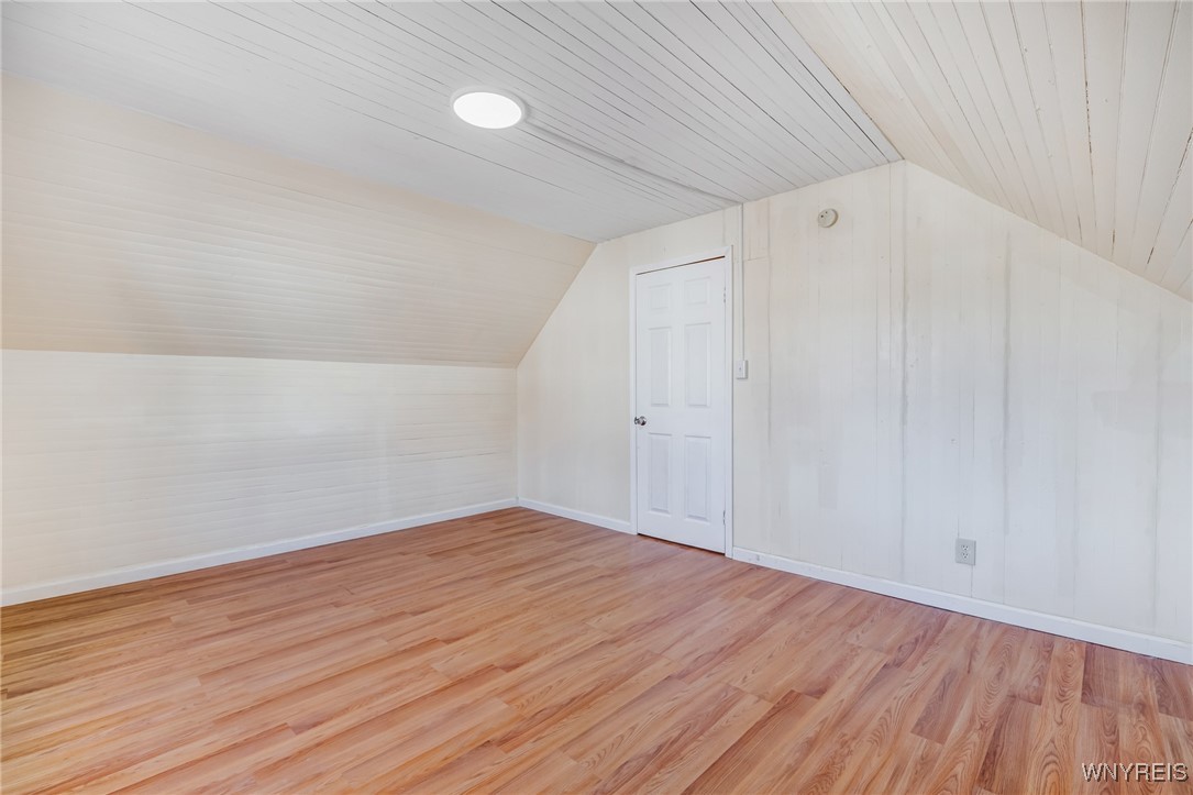 34 Rogers Avenue Buffalo, NY 14211 - Photo 38 of 47