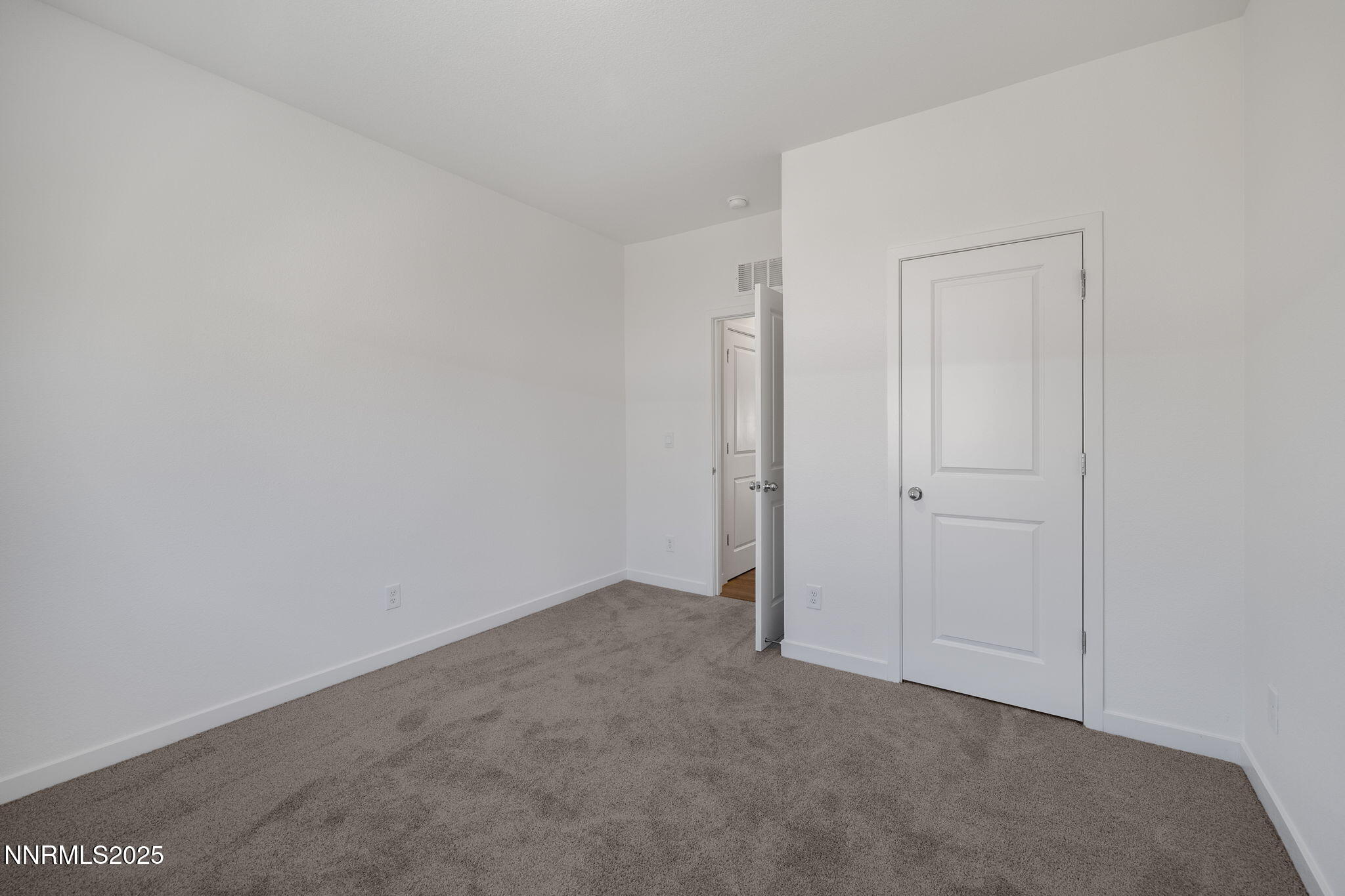 847 Schell Crk Drive Dayton, NV 89403 - Photo 22 of 31 a view of an empty room