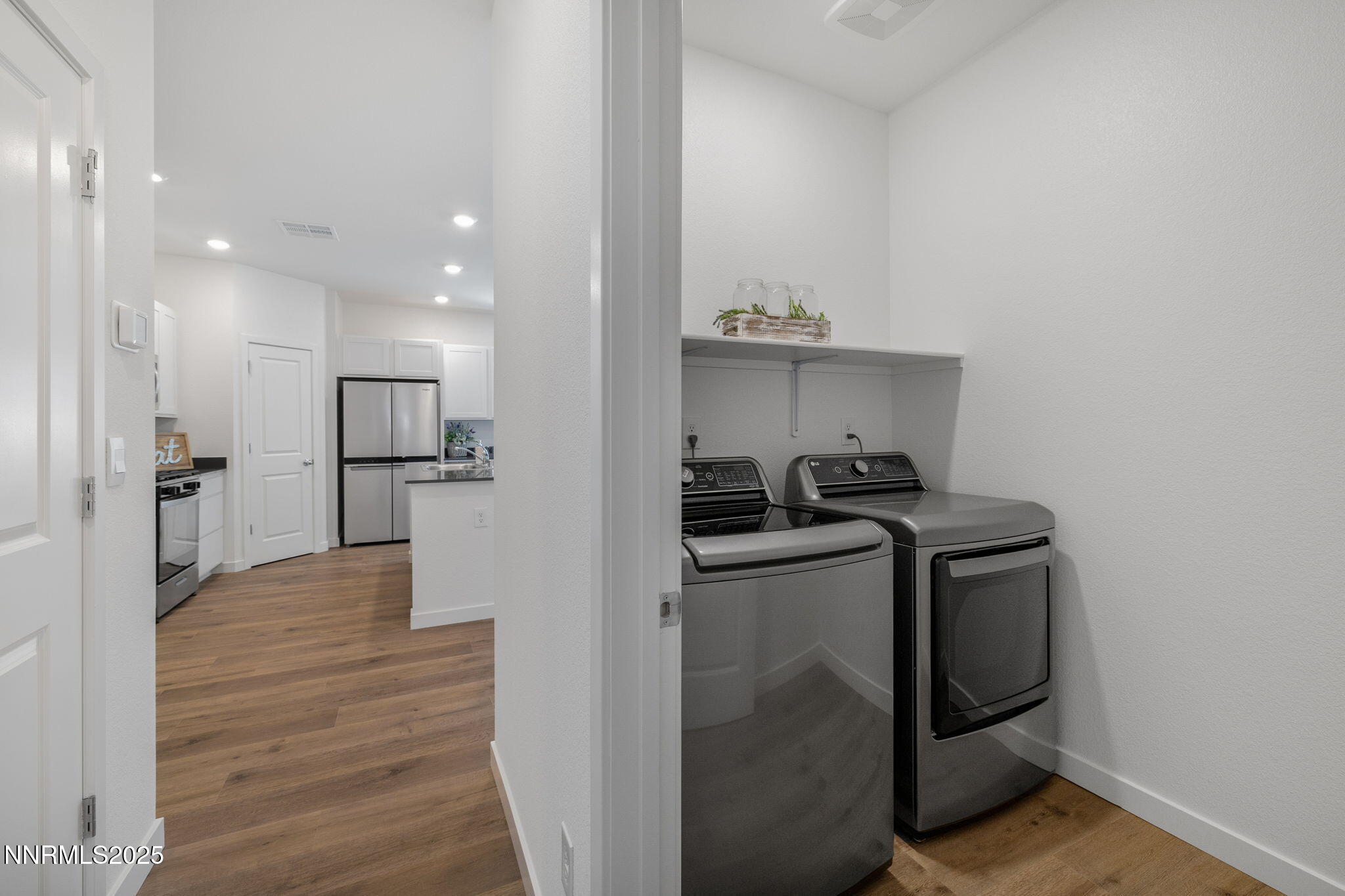 847 Schell Crk Drive Dayton, NV 89403 - Photo 23 of 31 a view of a kitchen from the hallway