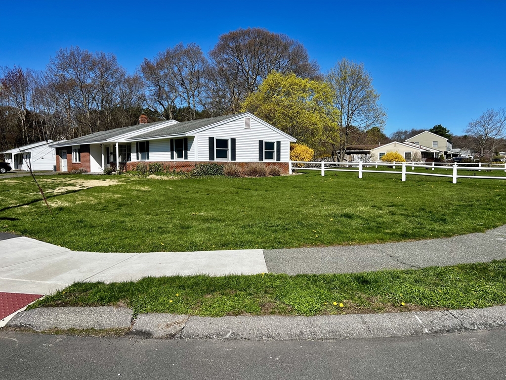 1 Perkins Road Danvers, MA 01923 - Photo 4 of 25
