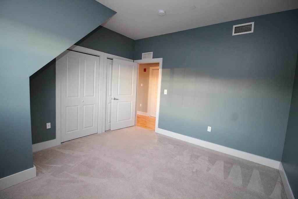 1 Powder Mill Square, Unit 404A Andover, MA 01810 - Photo 21 of 34