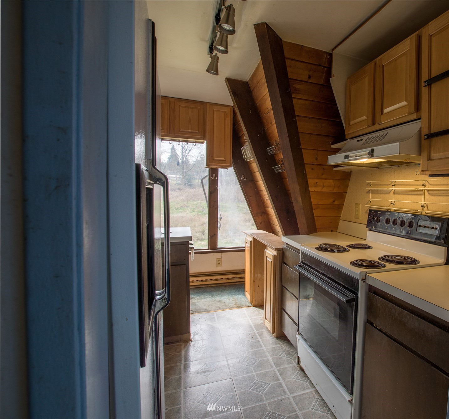 16360 194th Avenue Southeast Renton, WA 98058 - Photo 9 of 28 Gallery Image 9