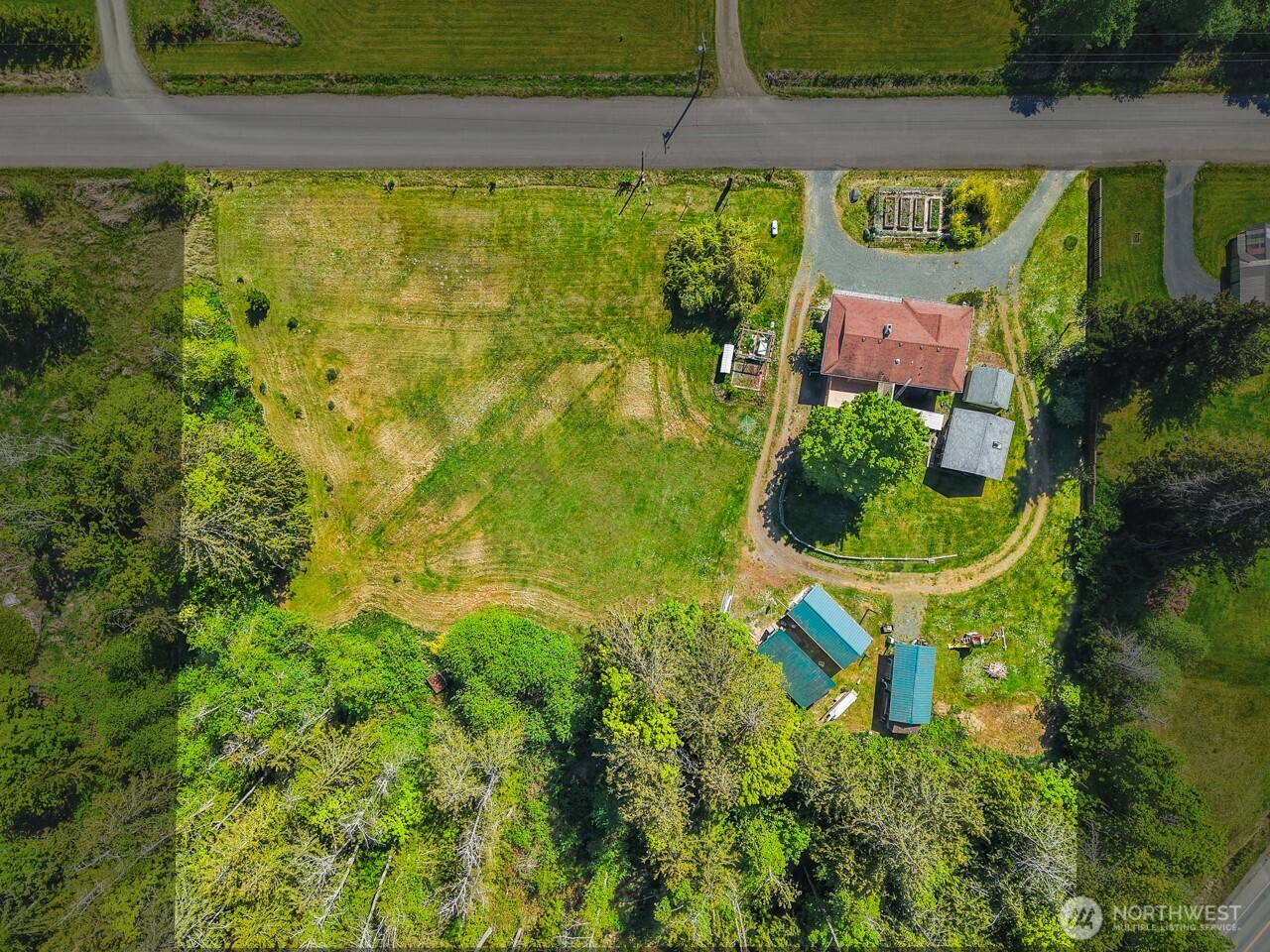 63 East Arnette Road Port Angeles, WA 98362 - Photo 40 of 40 swimming pool with outdoor seating and yard
