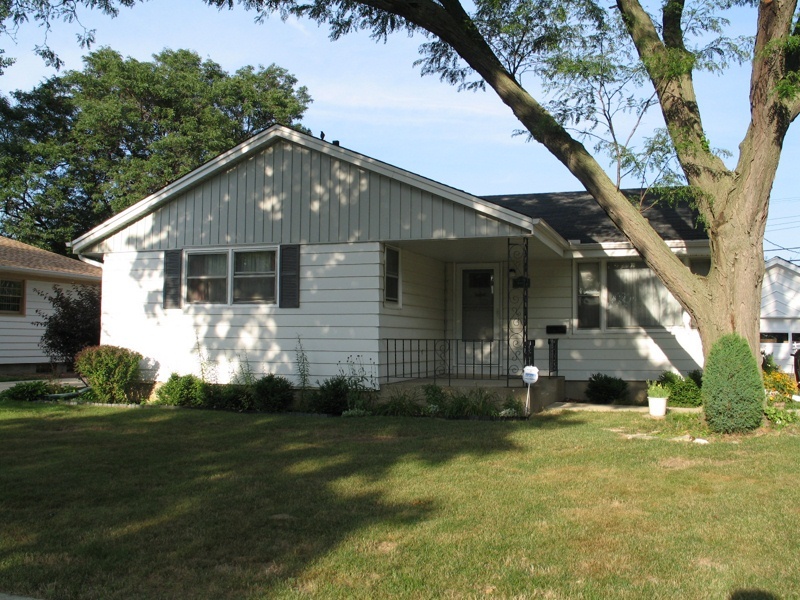 5524 North 103rd Street Milwaukee, WI 53225 - Photo 1 of 1 Welcome Home!