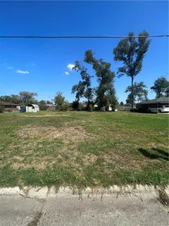 $32,000 | 2417 Mary Ann Drive, Sulphur, LA 70663