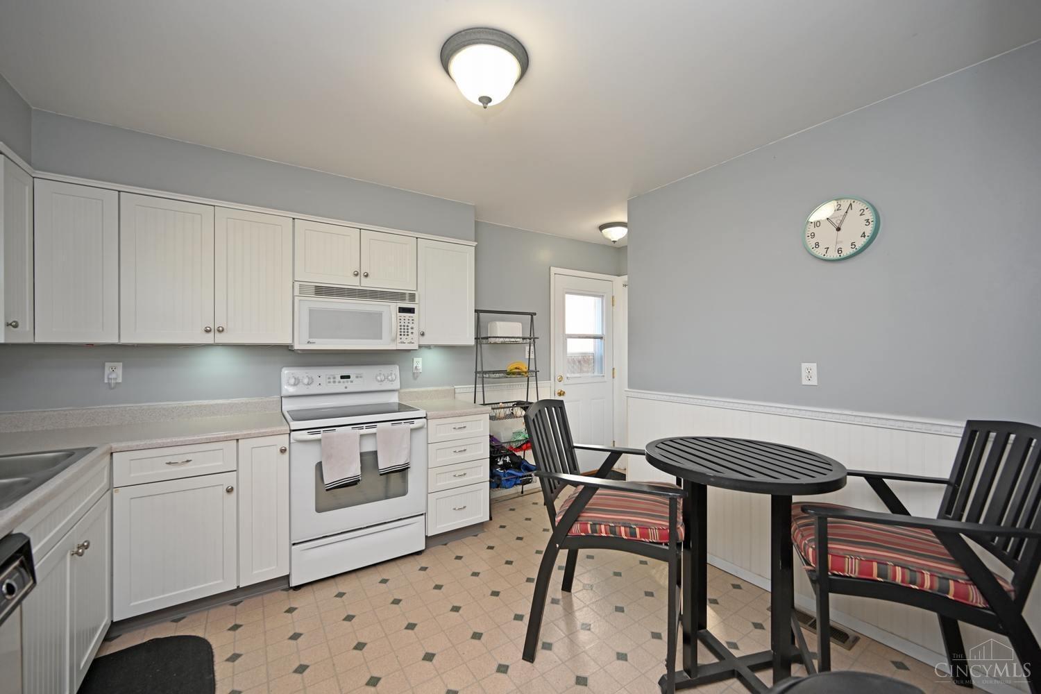 1587 8 Mile Road Cincinnati, OH 45255 - Photo 25 of 43 Gallery Image 25