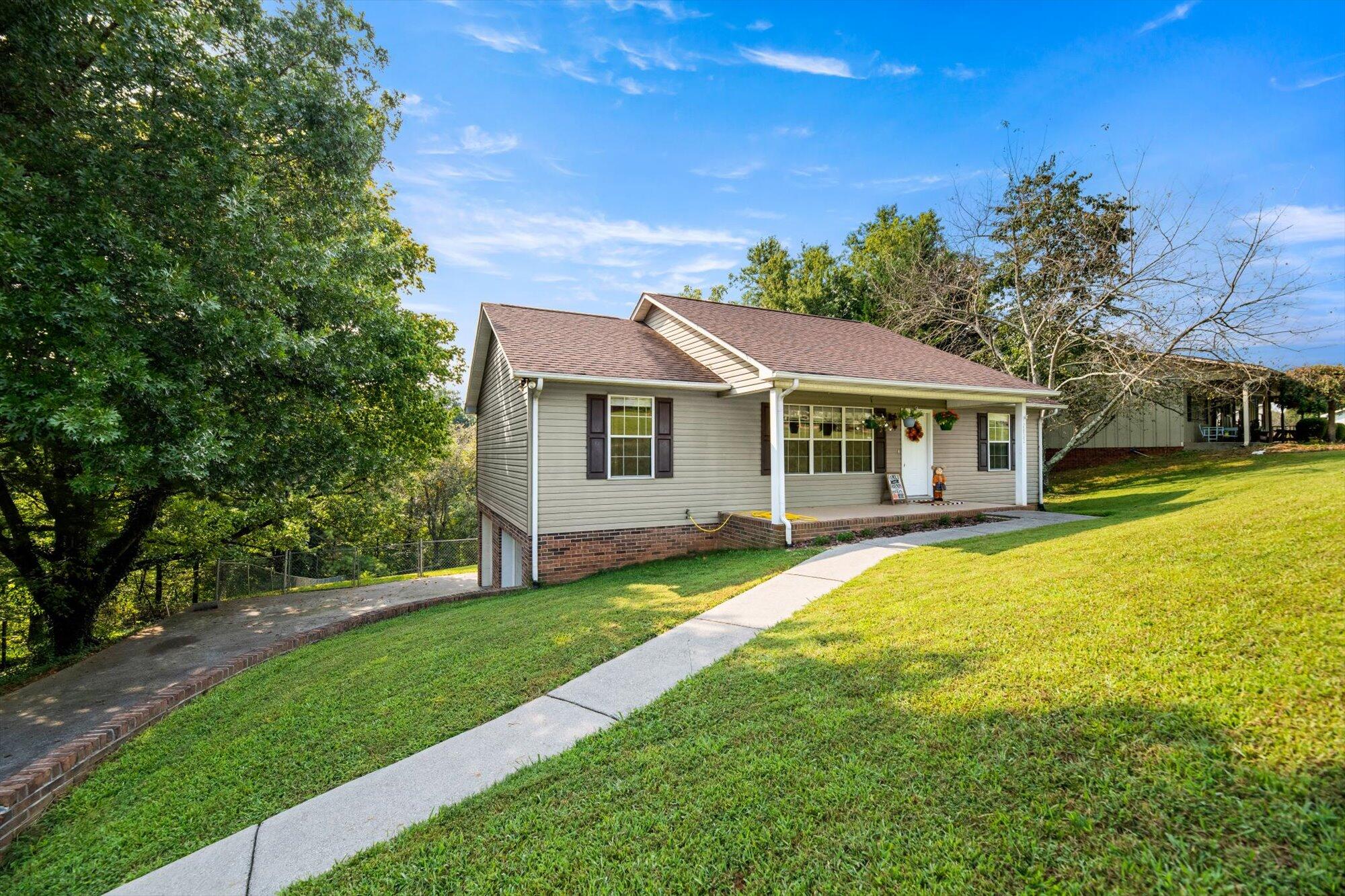 2802 Ridgeview Drive Maryville, TN 37801 - Photo 2 of 24 Perfect for all to enjoy