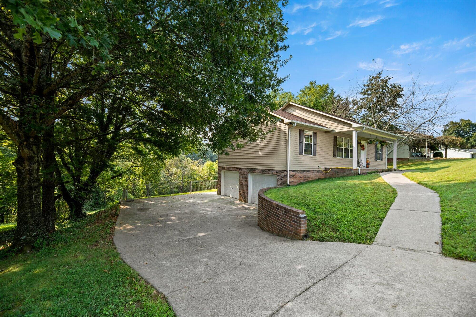 2802 Ridgeview Drive Maryville, TN 37801 - Photo 22 of 24 03-2802-Ridgeview-Dr-Maryville-TN-3
