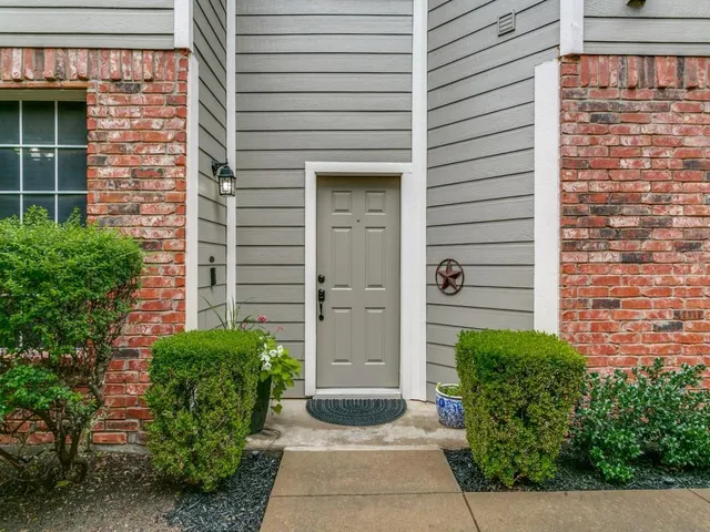 $419,900 | 7024 Eagle Vail Drive, Plano, TX 75093