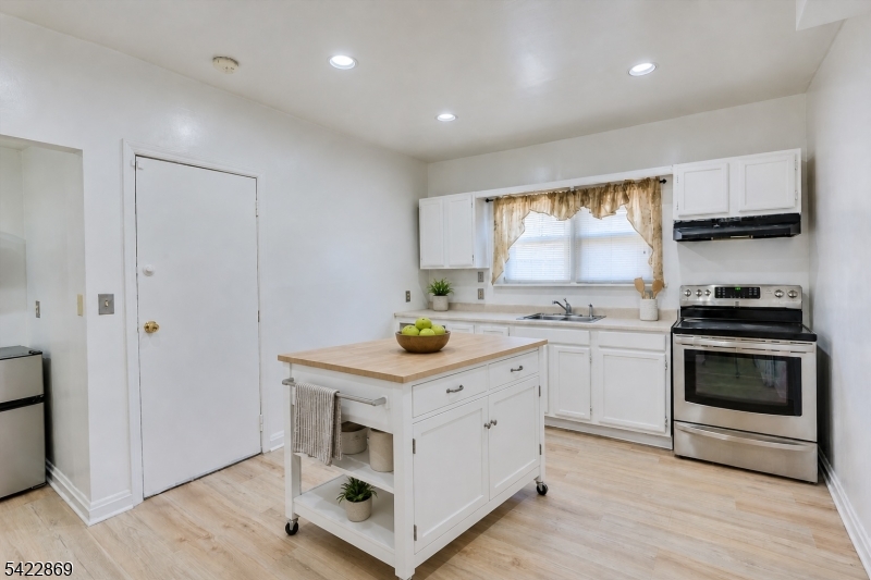 1132 West 3rd Street Plainfield, NJ 07063 - Photo 12 of 32