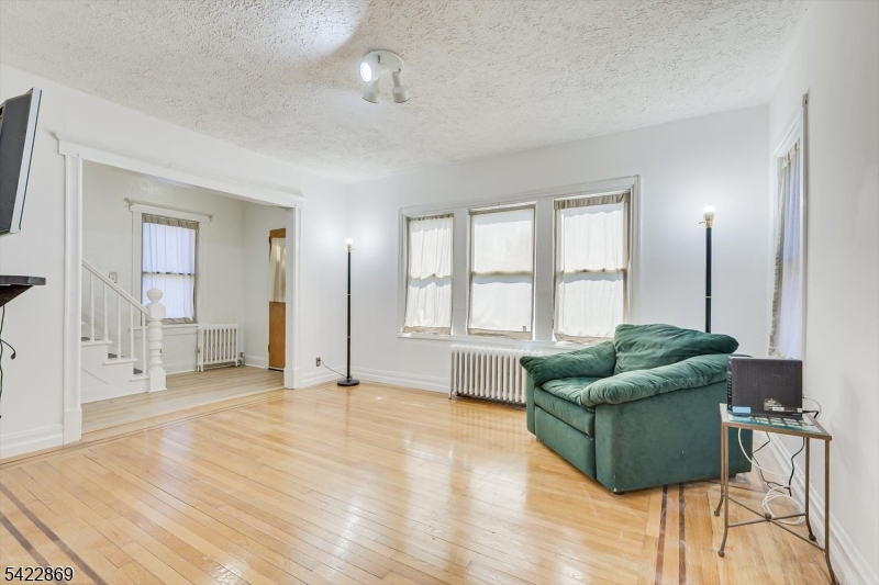 1132 West 3rd Street Plainfield, NJ 07063 - Photo 4 of 32