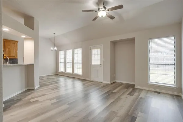 $2,000 | 402 Ranch Road, Granbury, TX 76049