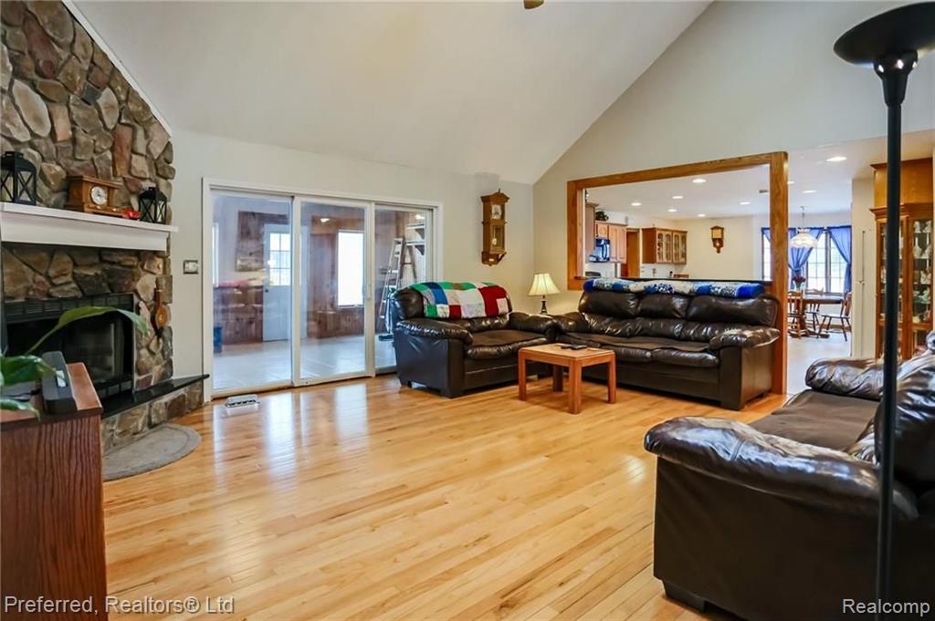 23950 Clark Road Belleville, MI 48111 - Photo 10 of 60