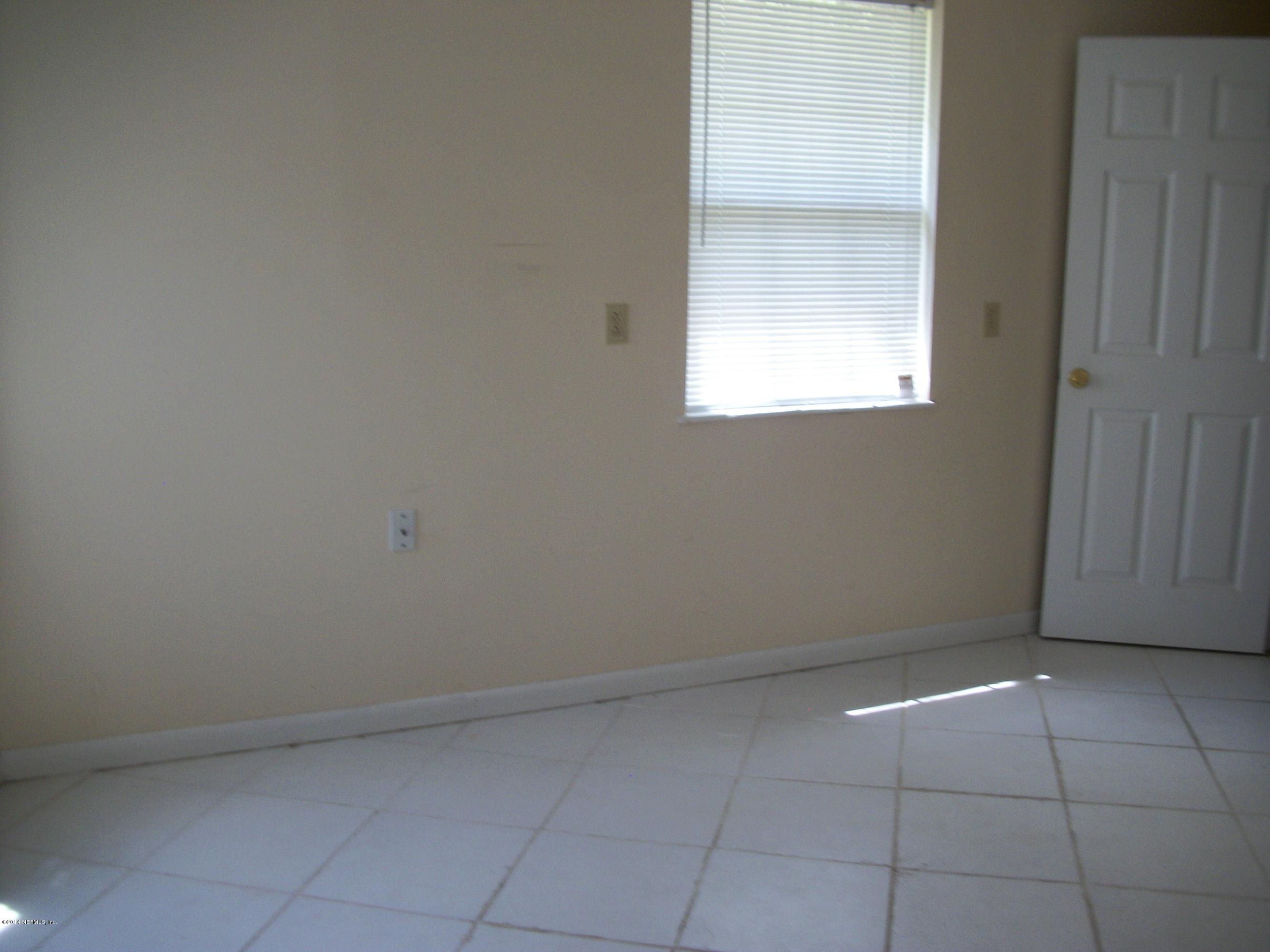 5149 Buckhead Road Middleburg, FL 32068 - Photo 9 of 21 Owner Suite Sitting R