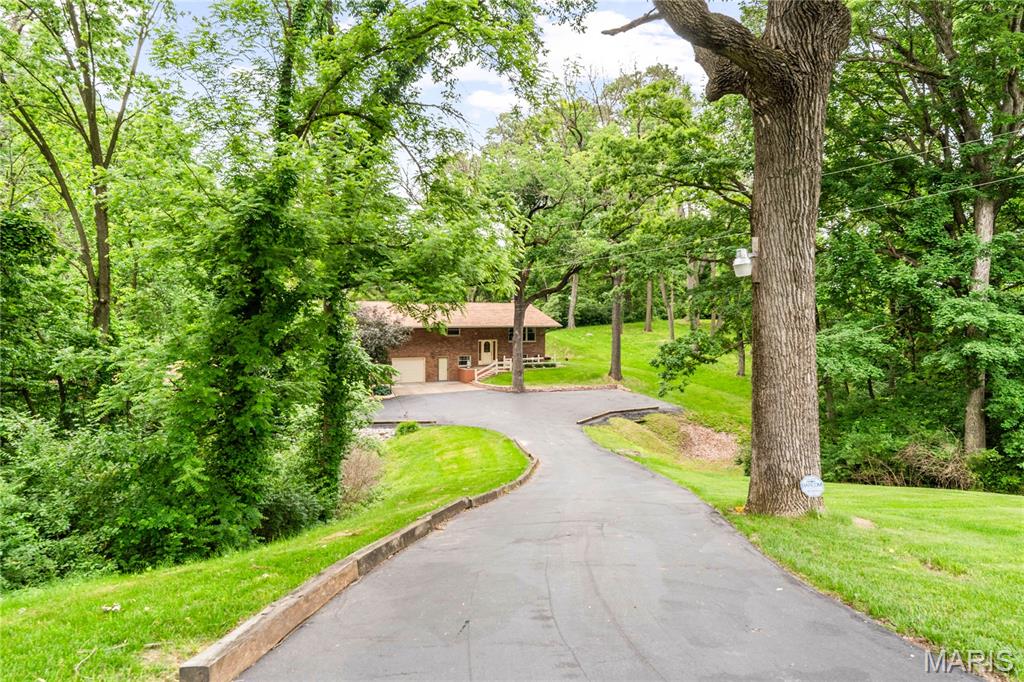 1209 Eiler Road Belleville, IL 62223 - Photo 11 of 47