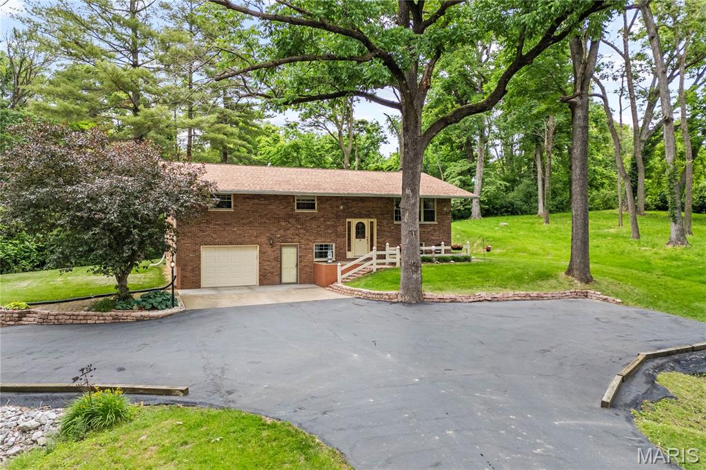 1209 Eiler Road Belleville, IL 62223 - Photo 17 of 47