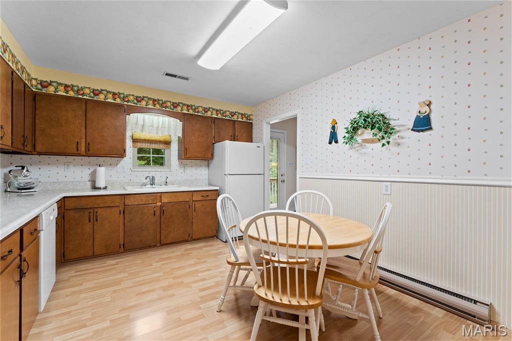 1209 Eiler Road Belleville, IL 62223 - Photo 26 of 47