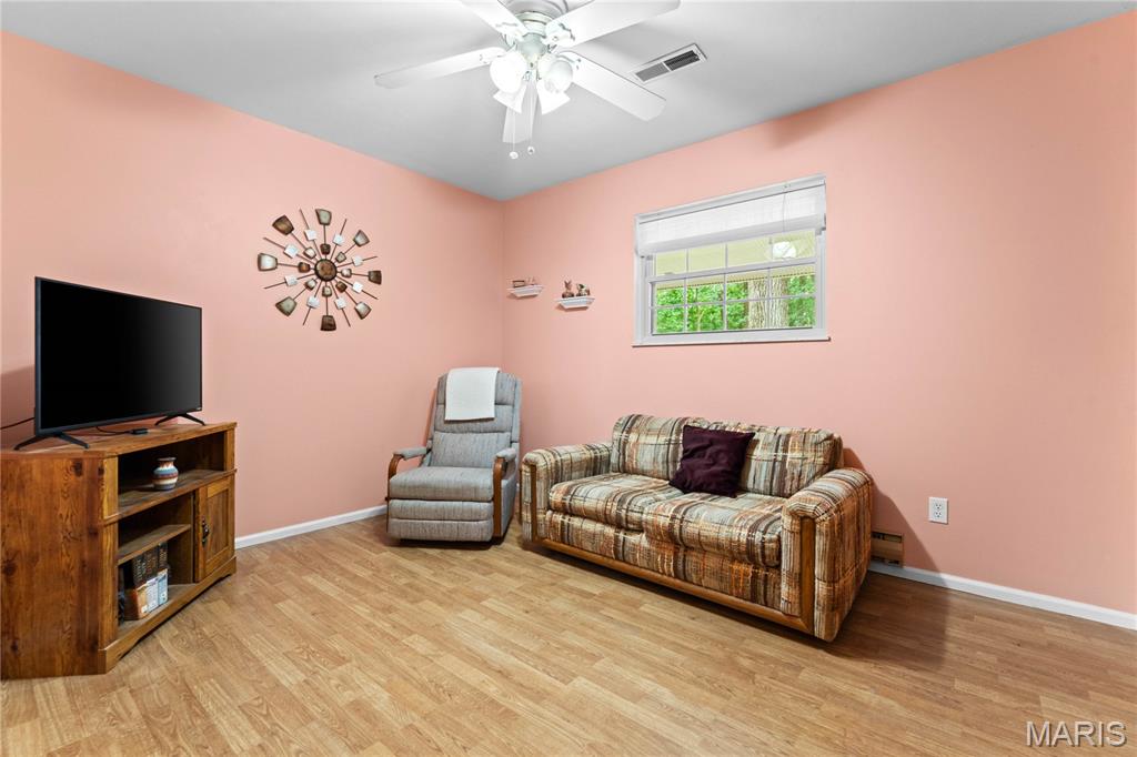 1209 Eiler Road Belleville, IL 62223 - Photo 35 of 47