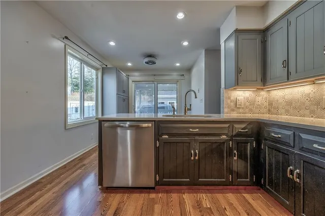 $1,000,000 | 1040 South Wyckford Street, Olathe, KS 66061