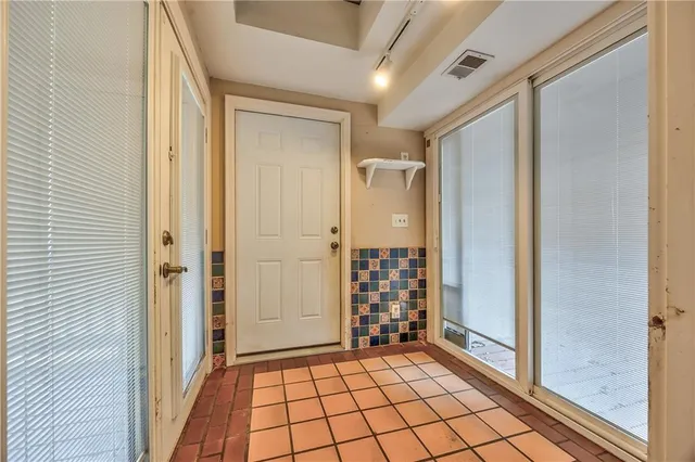 $1,000,000 | 1040 South Wyckford Street, Olathe, KS 66061