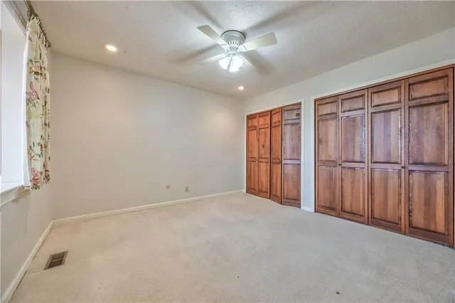 $1,000,000 | 1040 South Wyckford Street, Olathe, KS 66061